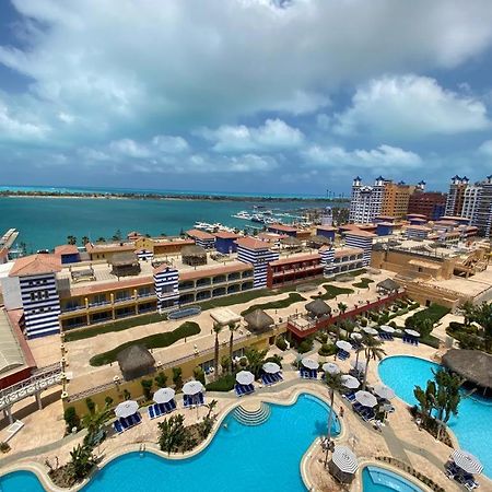 Porto Marina Resort Chalets Families Only Ель-Аламейн Екстер'єр фото