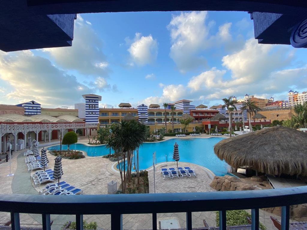 Porto Marina Resort Chalets Families Only Ель-Аламейн Екстер'єр фото