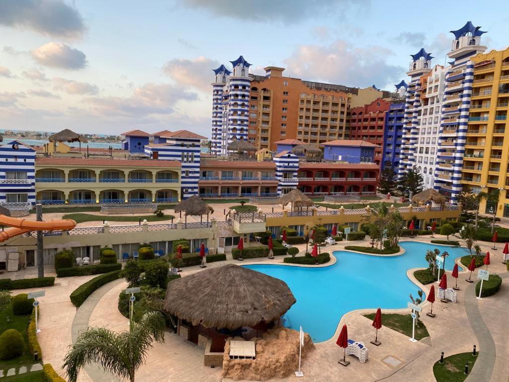 Porto Marina Resort Chalets Families Only Ель-Аламейн Екстер'єр фото